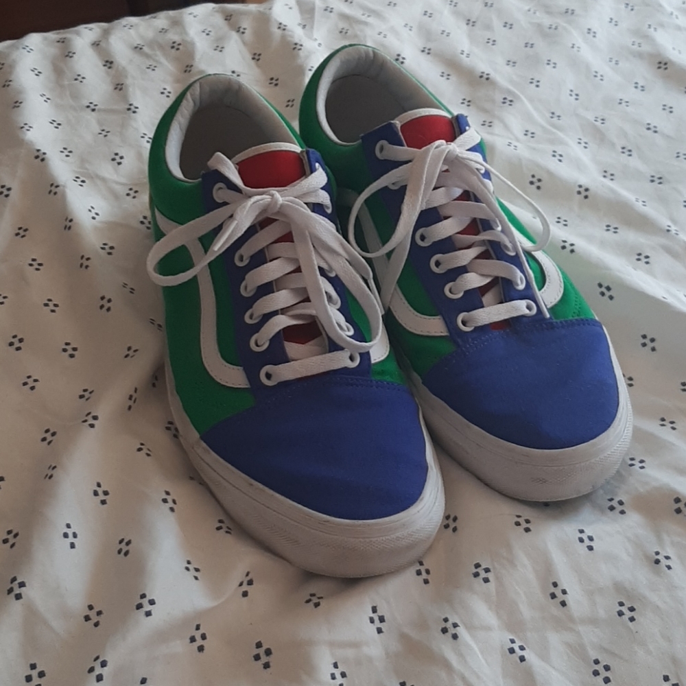 Color Block Vans Off the Wall